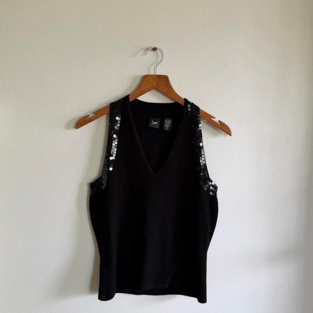 BE Black Sequin Trim Sleeveless Knit Top Y2K Minimal‎ Chic V-Neck Tank Size S
